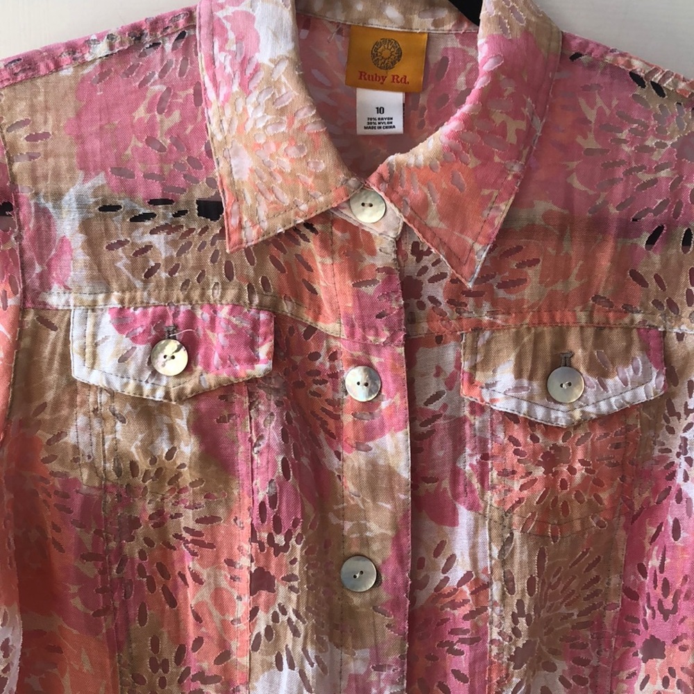 Ruby Rd. Button Down Top Size 10 Pinks & Creams - image 2